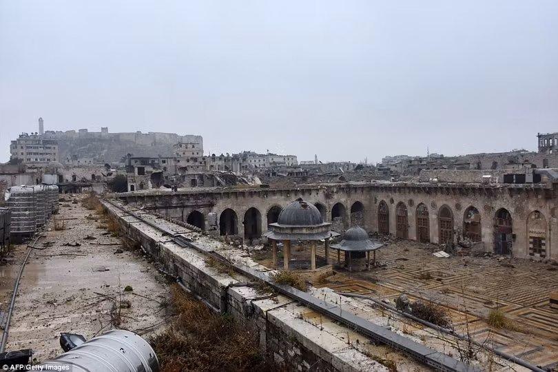 photo xot xa canh thanh duong nghin nam tuoi o aleppo tan hoang ngay tro ve