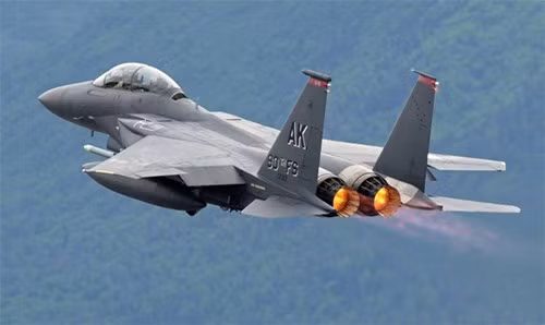 boeing bat ngo thu loi hang ty usd tu hop dong voi kuwait va qatar