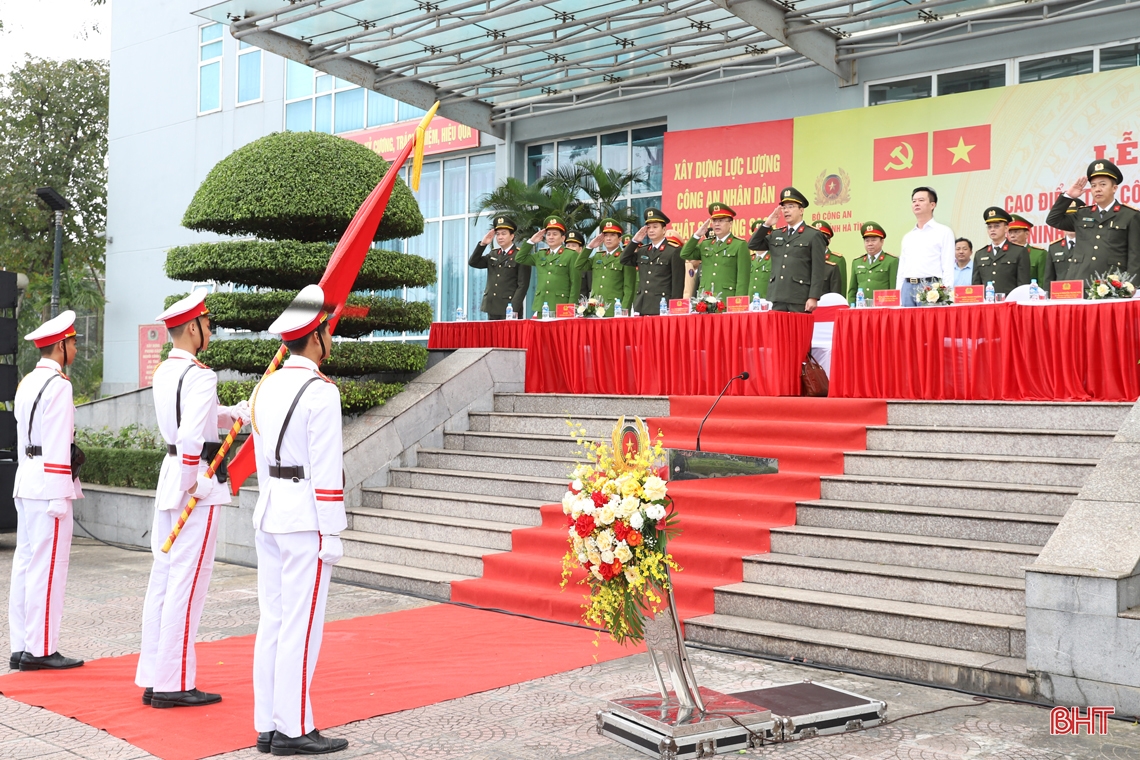 Hà Tĩnh ra quân cao điểm trấn áp tội phạm: Mỗi cấp công an trở thành một “pháo đài” đảm bảo ANTT