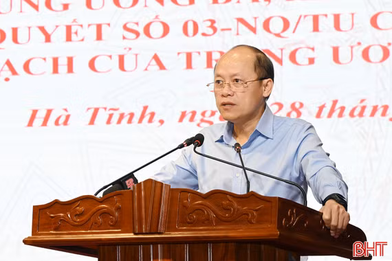 Chủ động tháo gỡ khó khăn, tạo chuyển biến trên từng lĩnh vực trong những tháng cuối năm