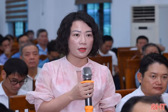 Cử tri phản ánh bất cập trong thực hiện dịch vụ công trực tuyến