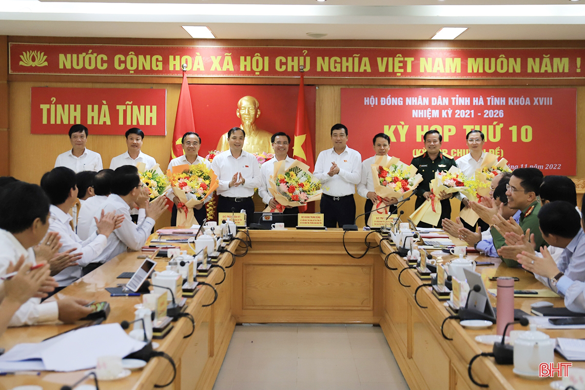 Bầu đồng chí Trần Báu Hà giữ chức Phó Chủ tịch UBND tỉnh Hà Tĩnh