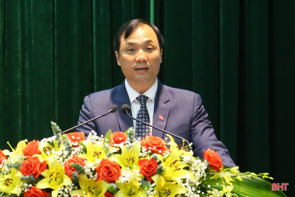 Báo Hà Tĩnh nhận bằng khen của Ban Tuyên giáo Trung ương