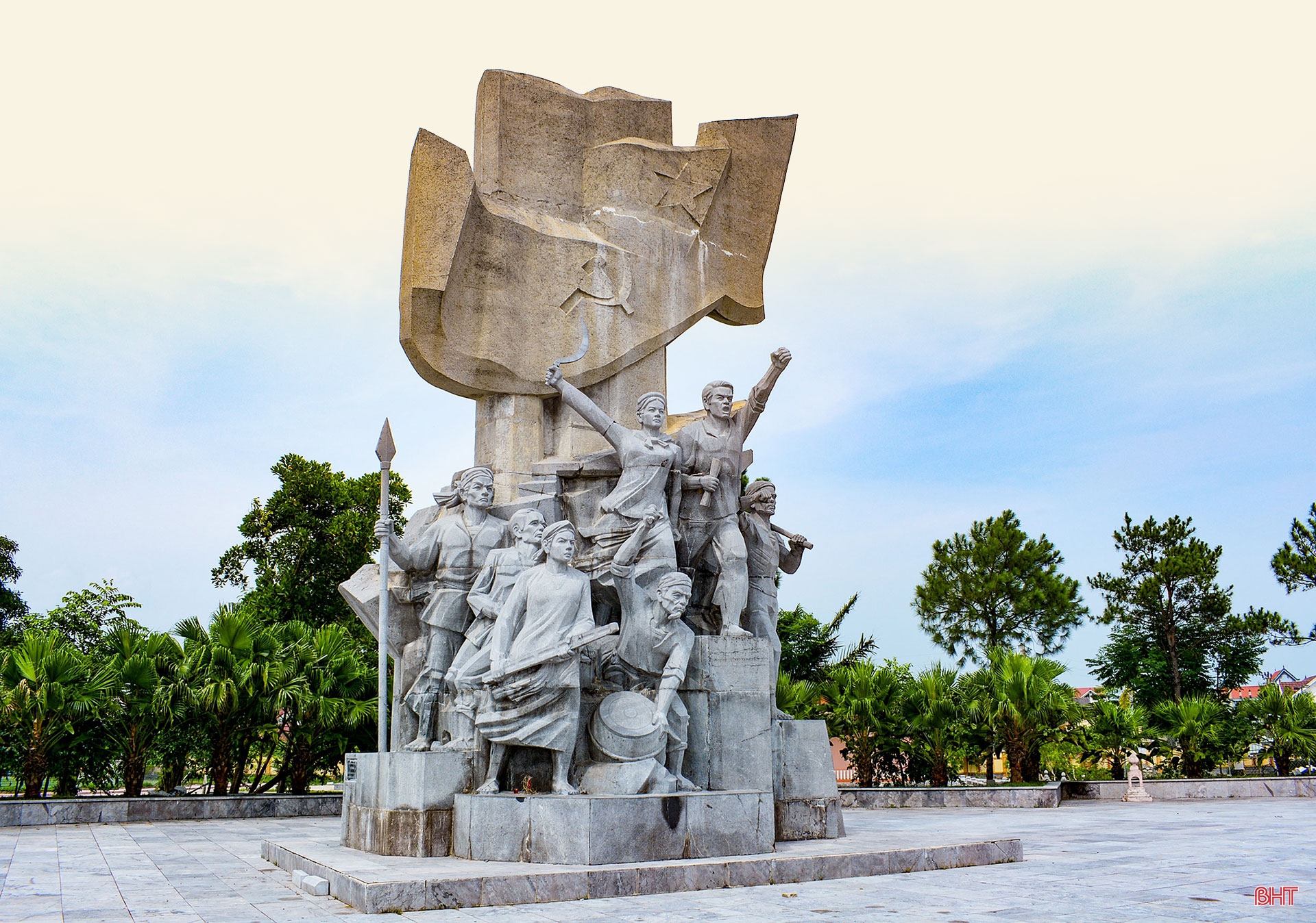 Nhân lên “sức mạnh mềm” văn hóa, khơi dậy khát vọng con người Hà Tĩnh (bài 1): Kho báu vô tận của vùng quê núi Hồng - sông La