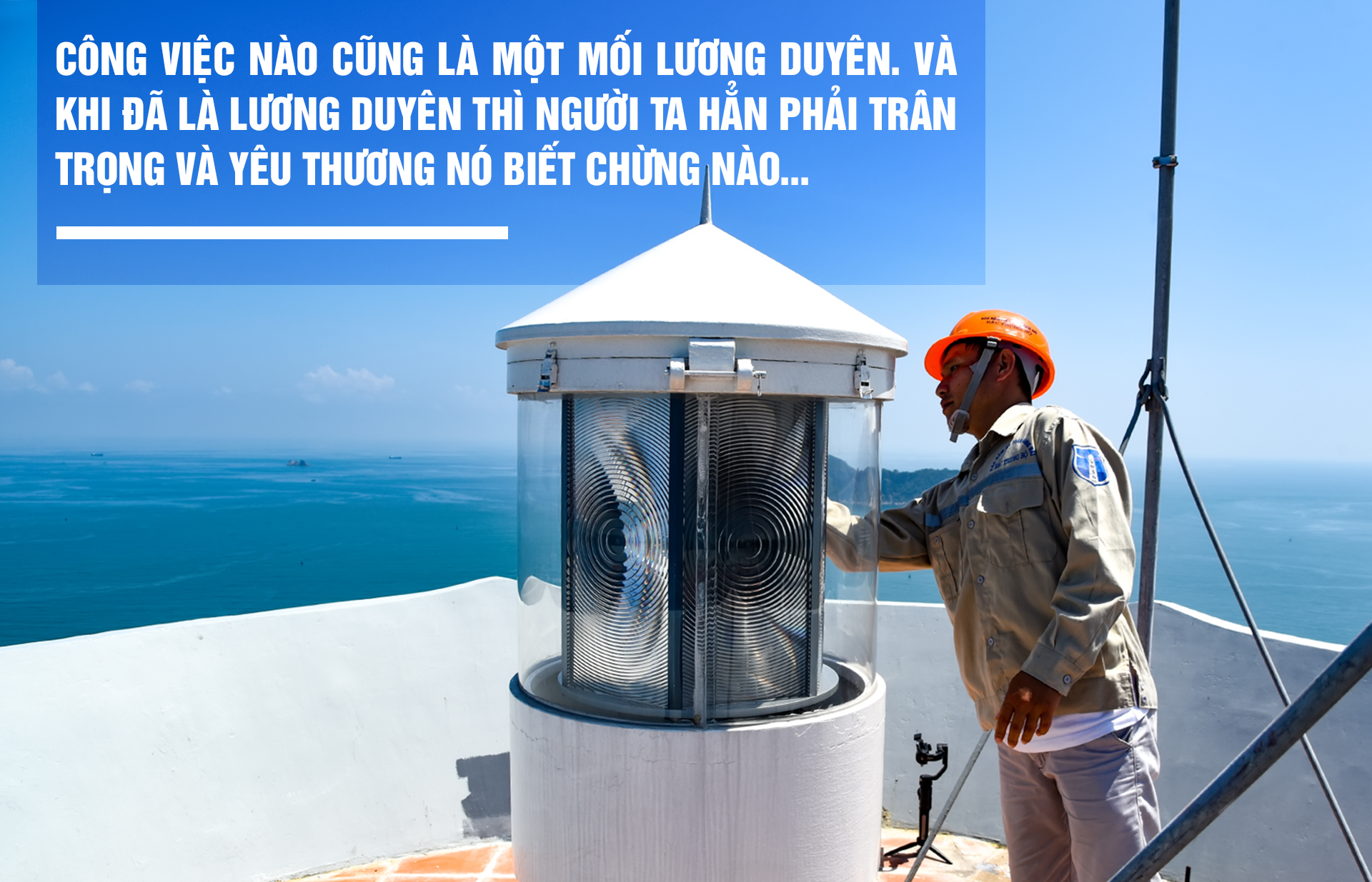 Sáng ngời mắt biển…