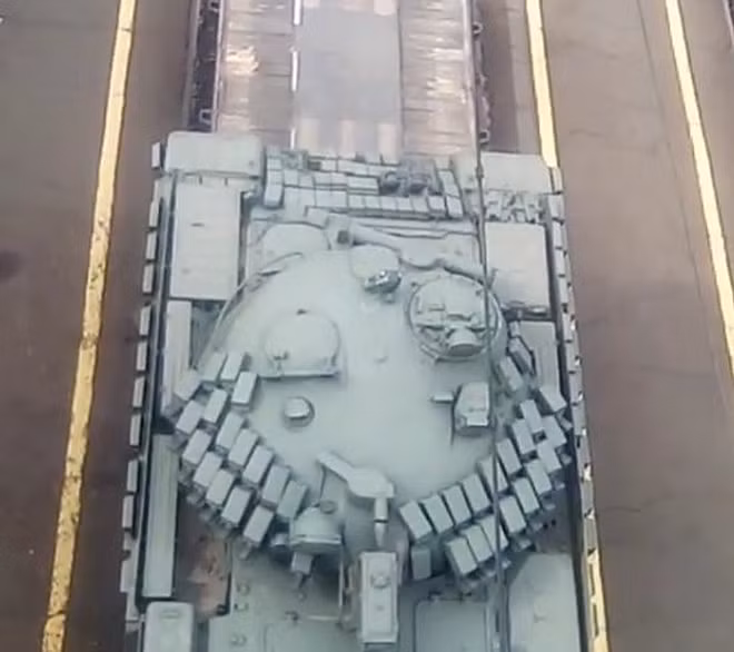 Nga bất ngờ cung cấp cho Syria phiên bản xe tăng T-62 đặc biệt để đánh Idlib