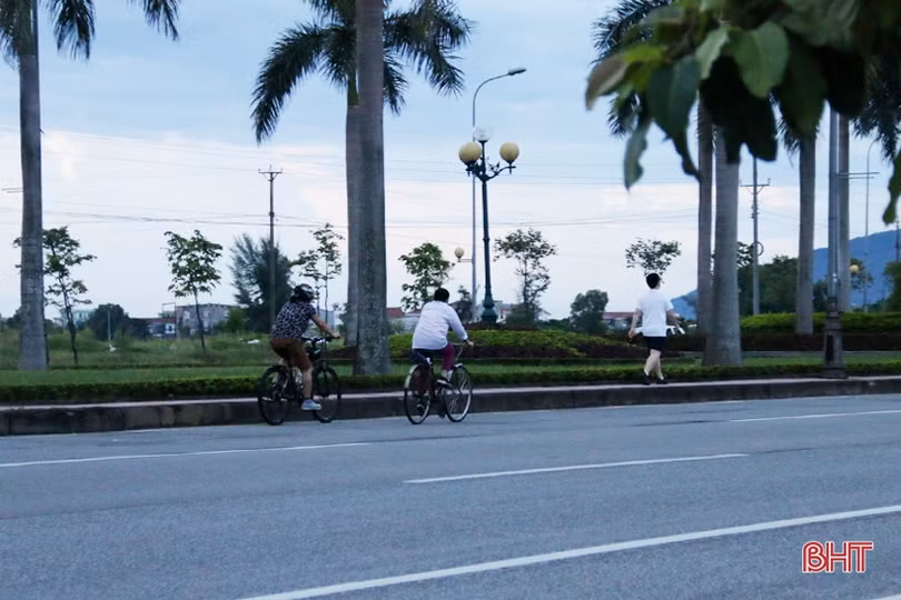 Bất chấp nguy hiểm để... rèn luyện sức khỏe!