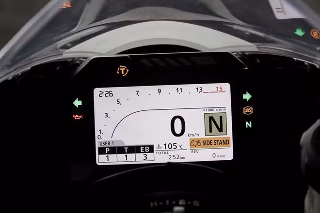 honda trinh lang sieu moto cbr1000rr 2017 ban tieu chuan