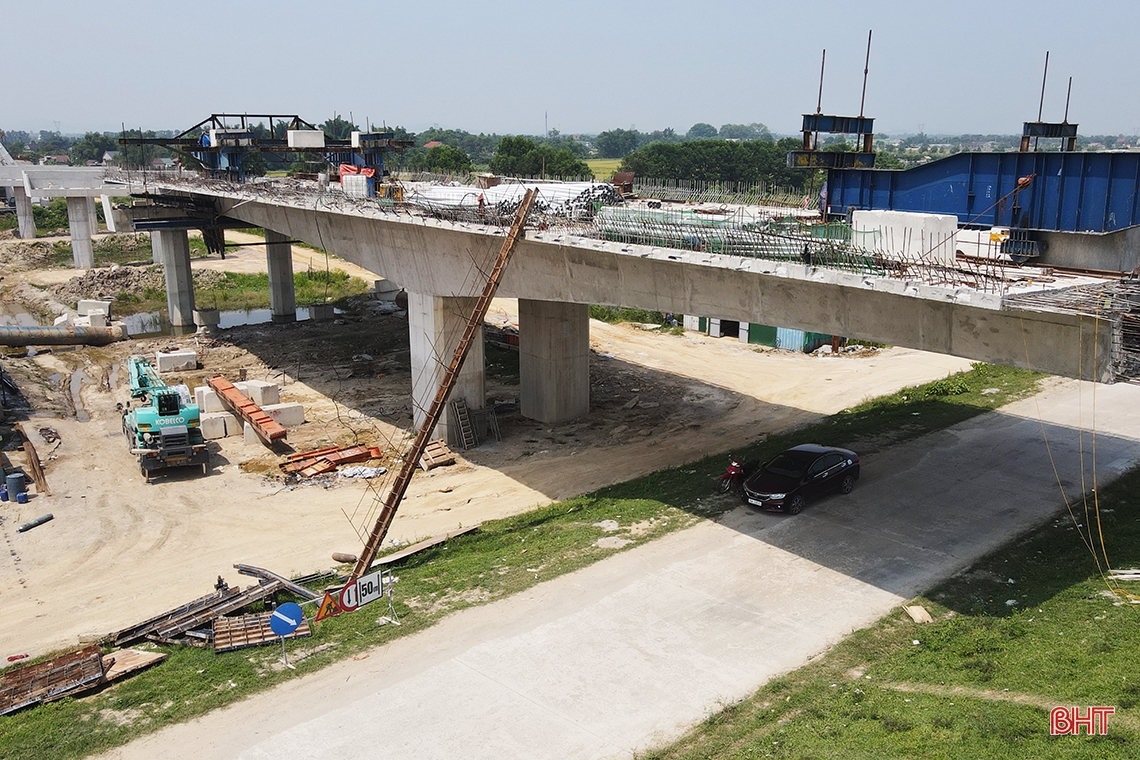 Hình hài cây cầu 1.200 tỷ nối Nghệ An và Hà Tĩnh trên tuyến cao tốc Bắc – Nam