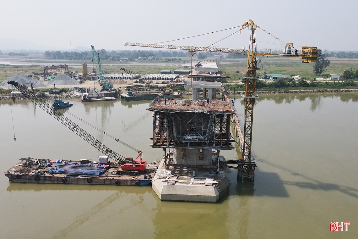 Hình hài cây cầu 1.200 tỷ nối Nghệ An và Hà Tĩnh trên tuyến cao tốc Bắc – Nam