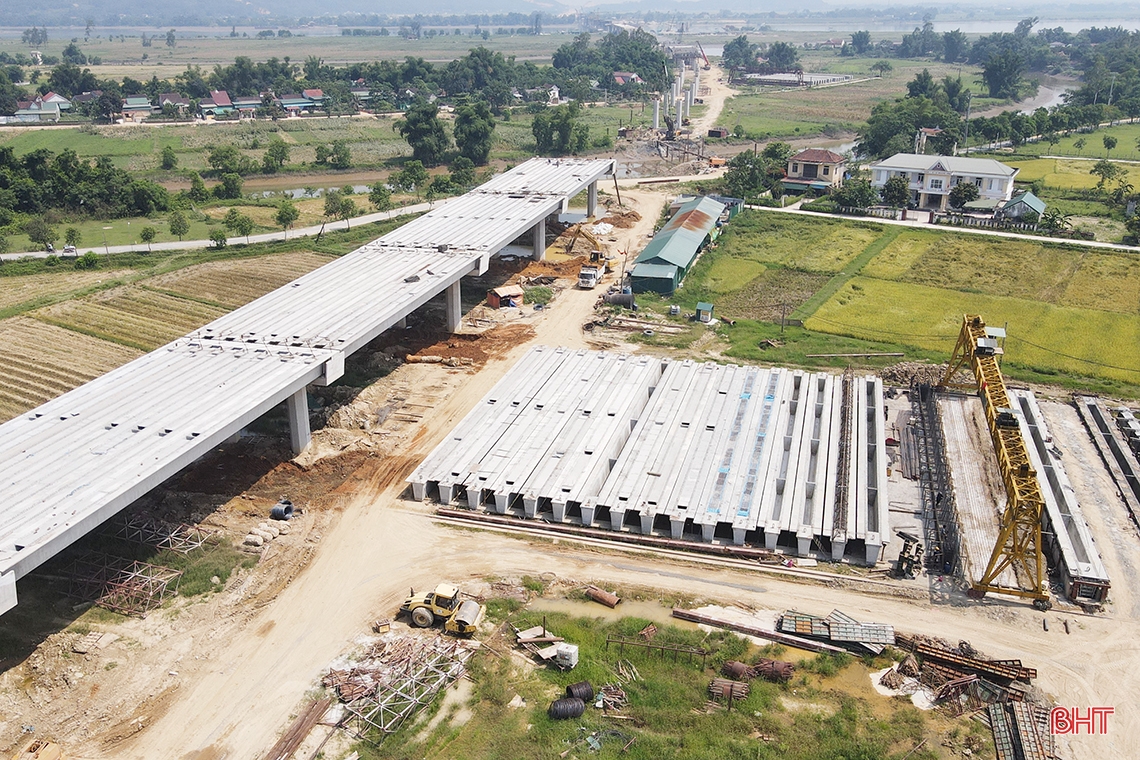 Hình hài cây cầu 1.200 tỷ nối Nghệ An và Hà Tĩnh trên tuyến cao tốc Bắc – Nam