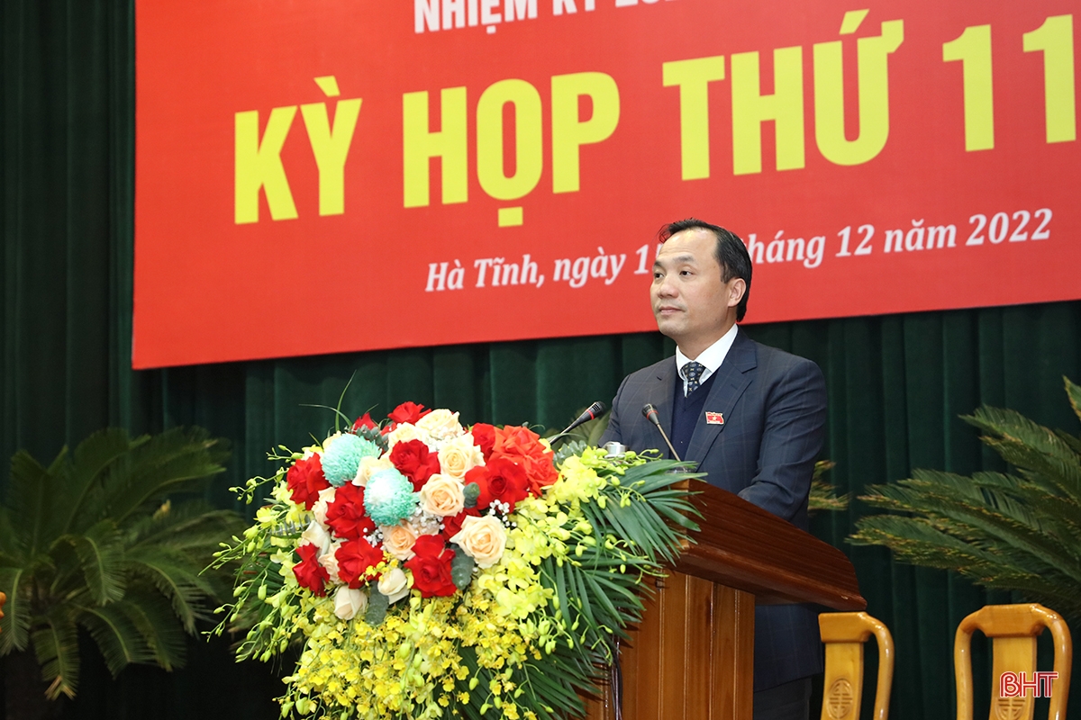 “Tư lệnh” ngành NN&PTNT Hà Tĩnh đăng đàn trả lời chất vấn