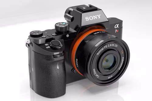 Top 10 máy ảnh tốt nhất năm 2019: Sony áp đảo