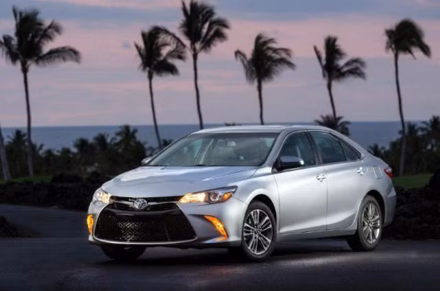 toyota he lo thong tin camry 2018