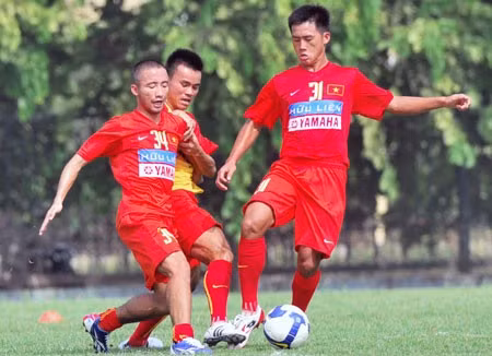 Kinh nghiệm thi đấu là hạn chế của nhiều tuyển thủ (Ảnh: Bách Nhật)