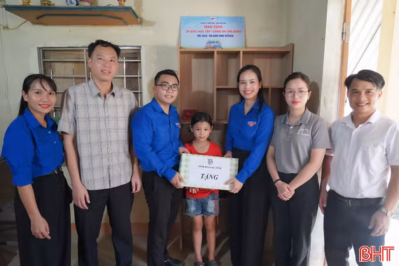Tuổi trẻ Hà Tĩnh đồng hành cùng thanh thiếu nhi vùng biên