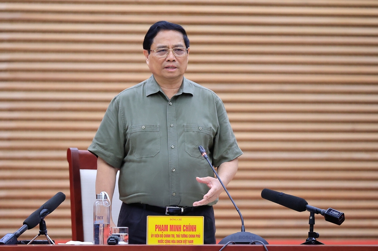 Thủ tướng yêu cầu mở đợt thi đua cao điểm đặc biệt, "nước rút", "thần tốc" - Ảnh: VGP/Nhật Bắc