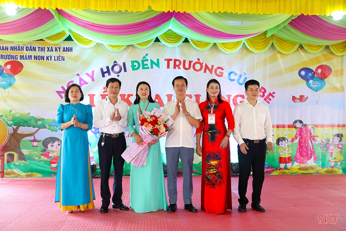 Các trường học ở Hà Tĩnh khai giảng năm học 2023 - 2024