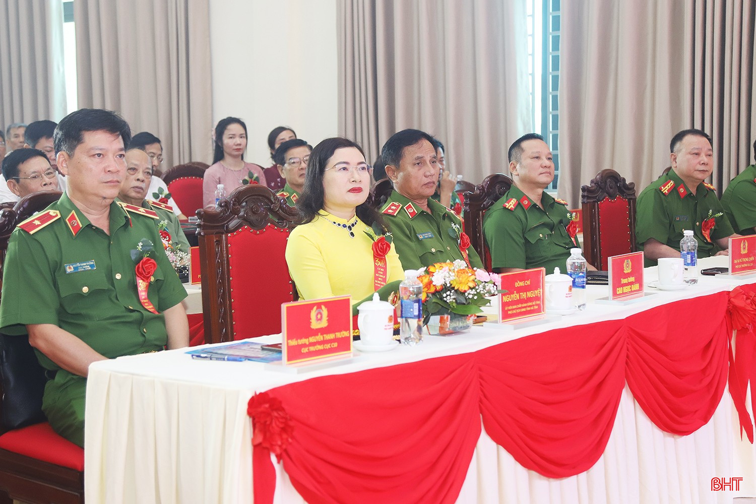 Đại biểu tham dự lễ kỷ niệm.