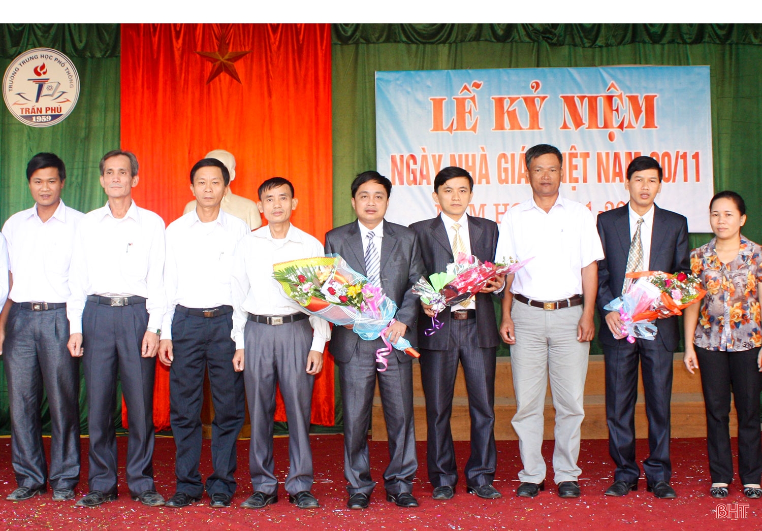 Vinh quang sứ mệnh “trồng người” (Bài 3): Người thầy “thắp lửa” yêu thương