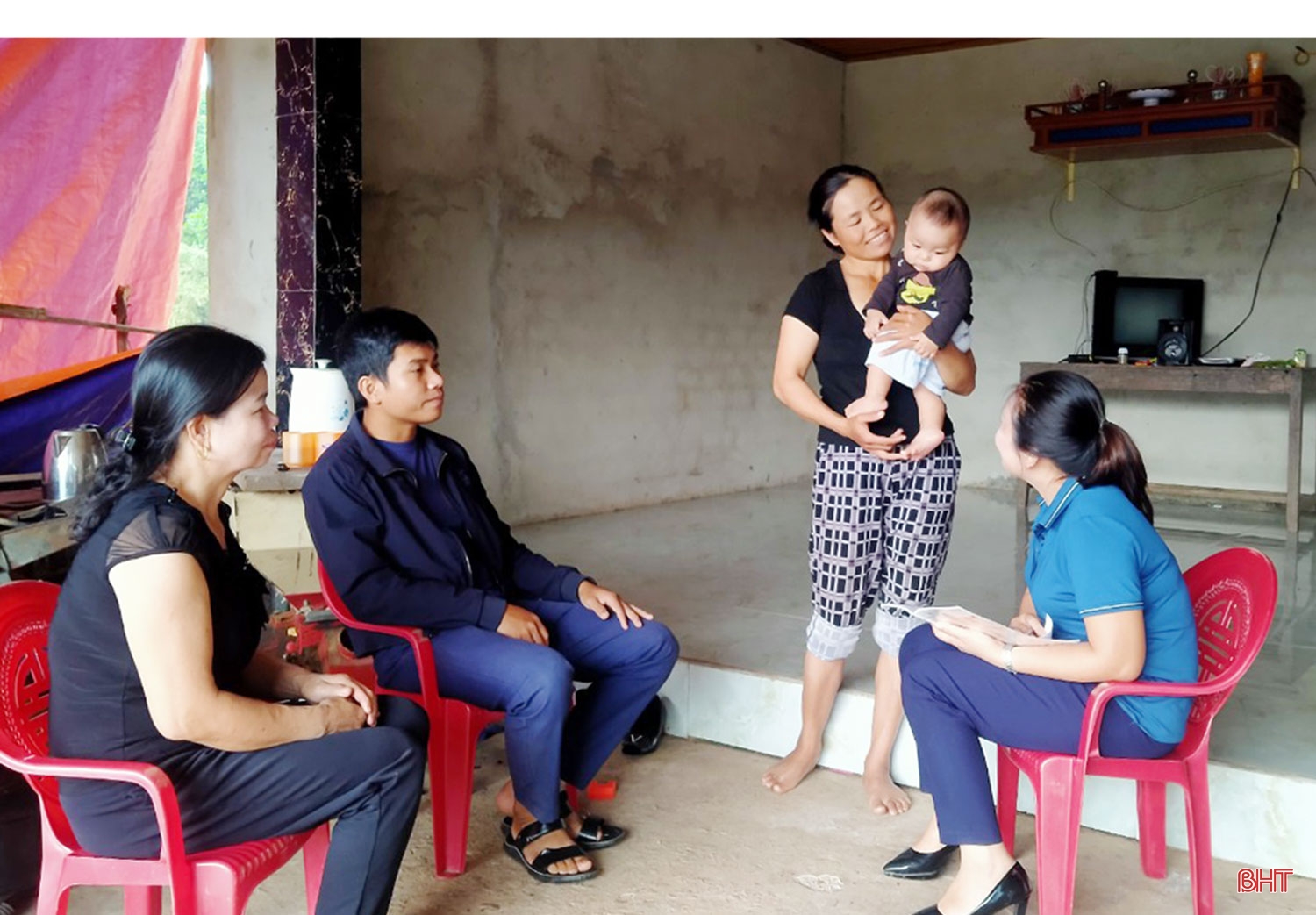 Vinh quang sứ mệnh trồng người (Bài 4): Nữ giáo viên vùng núi 20 năm thầm lặng “ươm những mầm xanh”