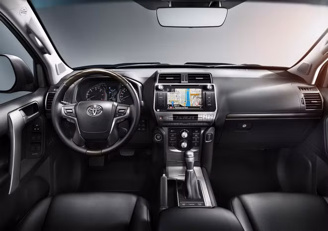 toyota land cruiser prado 2018 ban day du co nhung gi