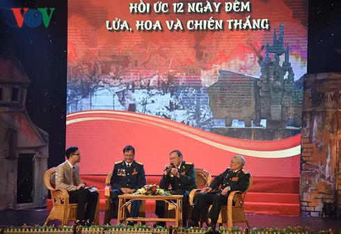 xuc dong chuong trinh hoi uc 12 ngay dem lua hoa va chien thang