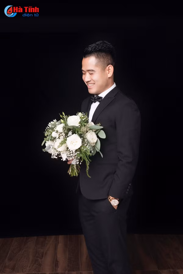 anh cuoi lang man cua tuyen thu au van hoan va co dau ha tinh