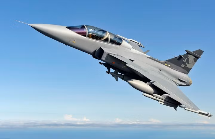 saab jas 39 gripen canh chim la day uy manh