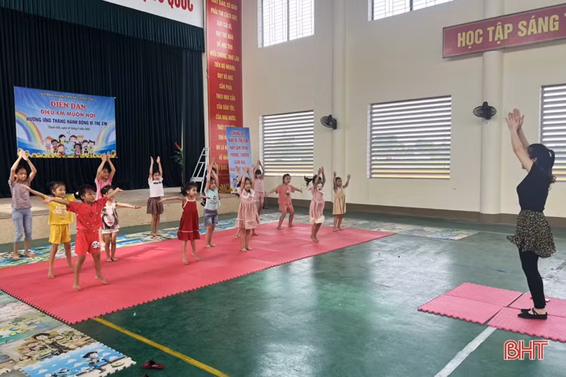Sôi nổi hoạt động ngoại khóa cho học sinh vùng nông thôn Thạch Hà