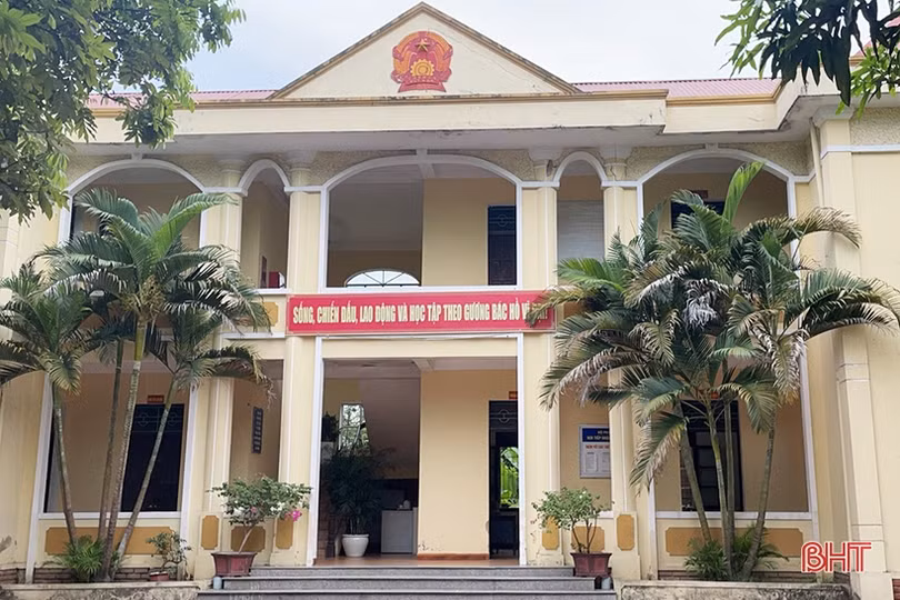 Những “bông hồng thép” của ngành thi hành án dân sự Hà Tĩnh