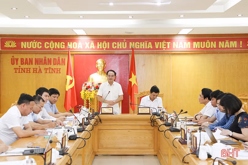 Hà Tĩnh đề nghị sớm xây dựng đề án sắp xếp các tổ chức hội quần chúng