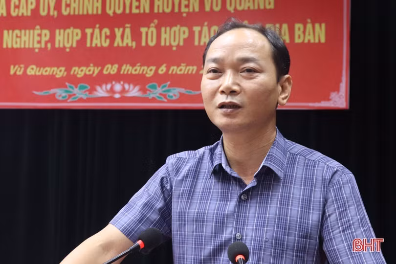 Lãnh đạo huyện Vũ Quang lắng nghe, tìm cách gỡ khó cho doanh nghiệp, hợp tác xã, tổ hợp tác