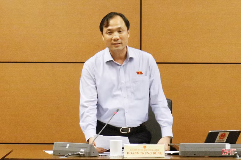 Đoàn ĐBQH Hà Tĩnh tham gia thảo luận tổ về chủ trương đầu tư các dự án đường vành đai, đường cao tốc