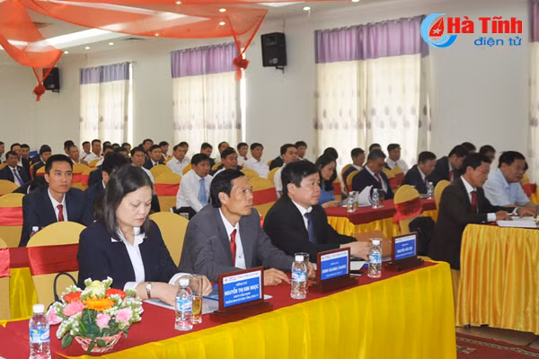 cap dien on dinh phuc vu nhu cau sinh hoat san xuat kinh doanh