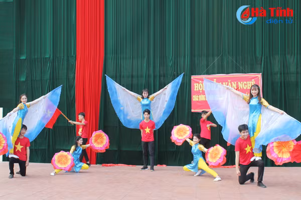 soi noi cac hoat dong ky niem ngay thanh lap doan