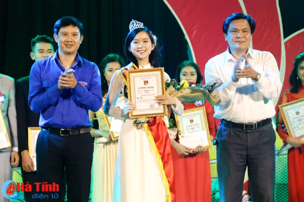 ngam nhin trai tai gai sac truong thpt ky anh