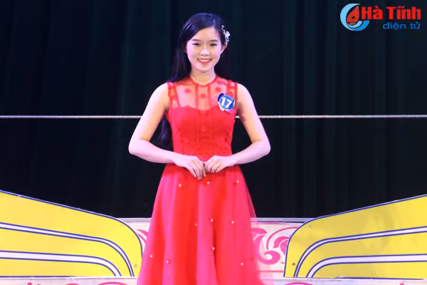 ngam nhin trai tai gai sac truong thpt ky anh