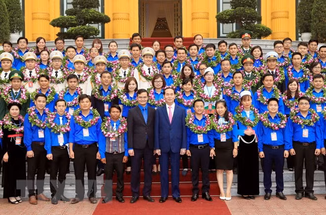 chu tich nuoc gap mat cac can bo doan xuat sac tieu bieu toan quoc