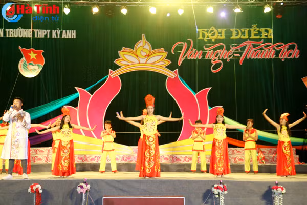 ngam nhin trai tai gai sac truong thpt ky anh