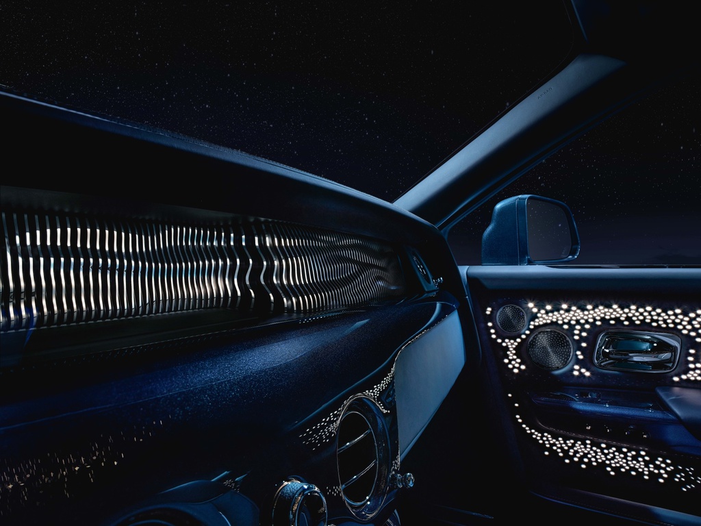 Rolls-Royce Phantom Tempus - tác phẩm nghệ thuật về hiệu ứng ánh sáng