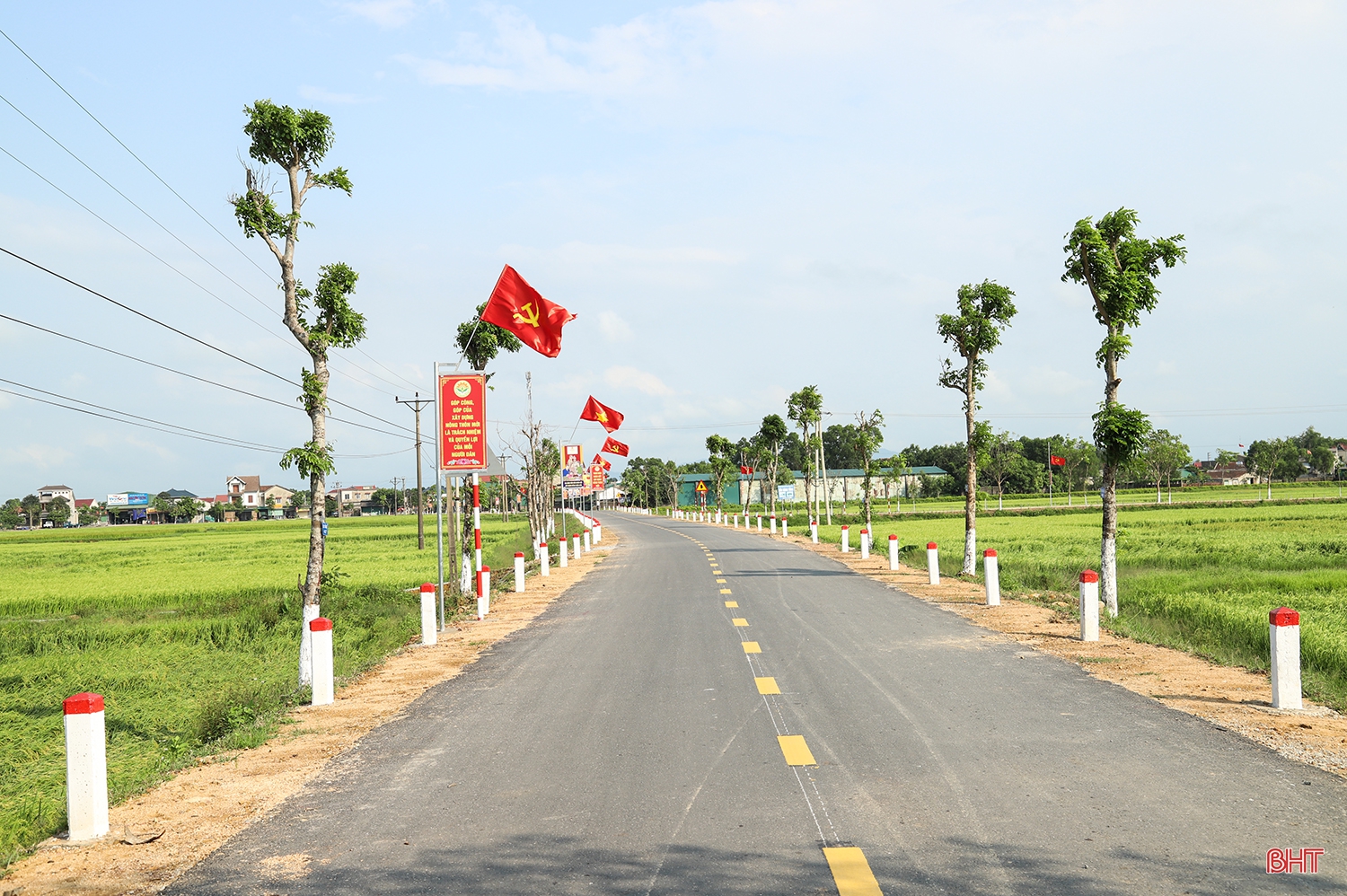 Xây dựng nông thôn mới ở Hà Tĩnh: Vững từ thôn, chắc từ xã để huyện vững chắc, tỉnh thuyết phục