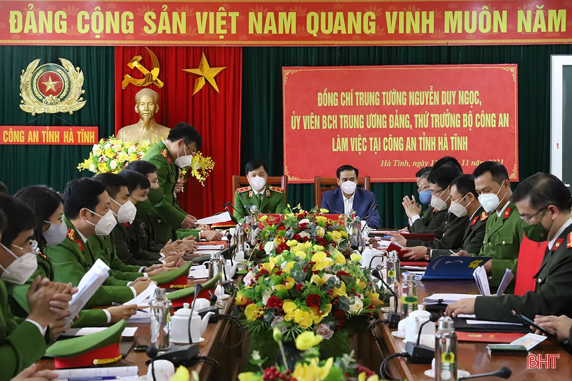 Tiếp tục chủ động nắm chắc tình hình, giữ vững an ninh trật tự trên địa bàn