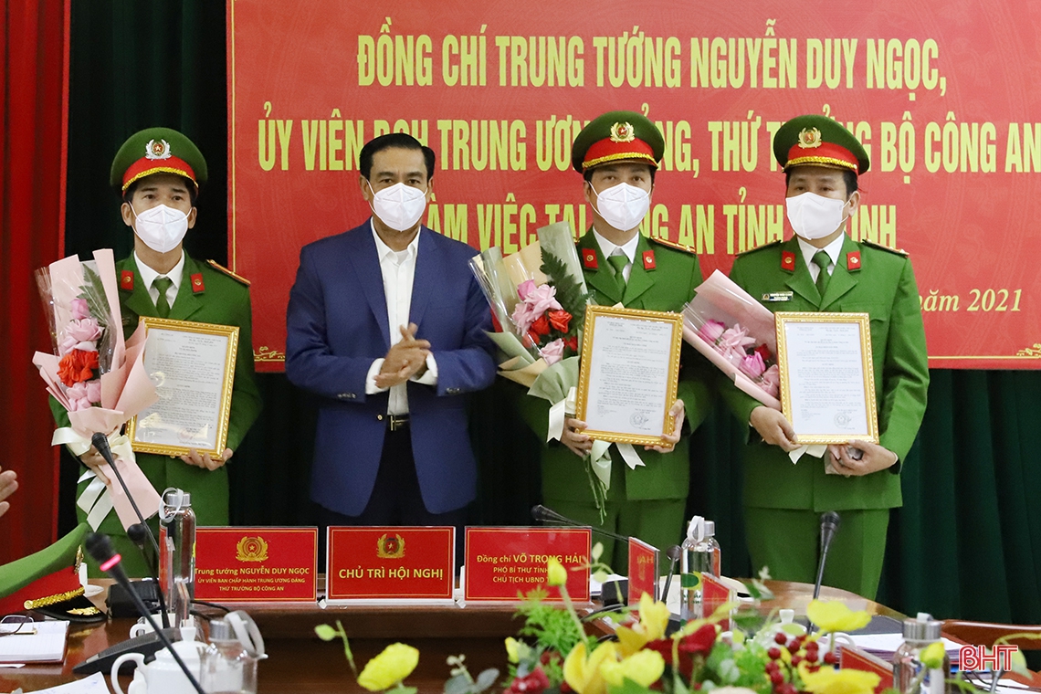 Tiếp tục chủ động nắm chắc tình hình, giữ vững an ninh trật tự trên địa bàn