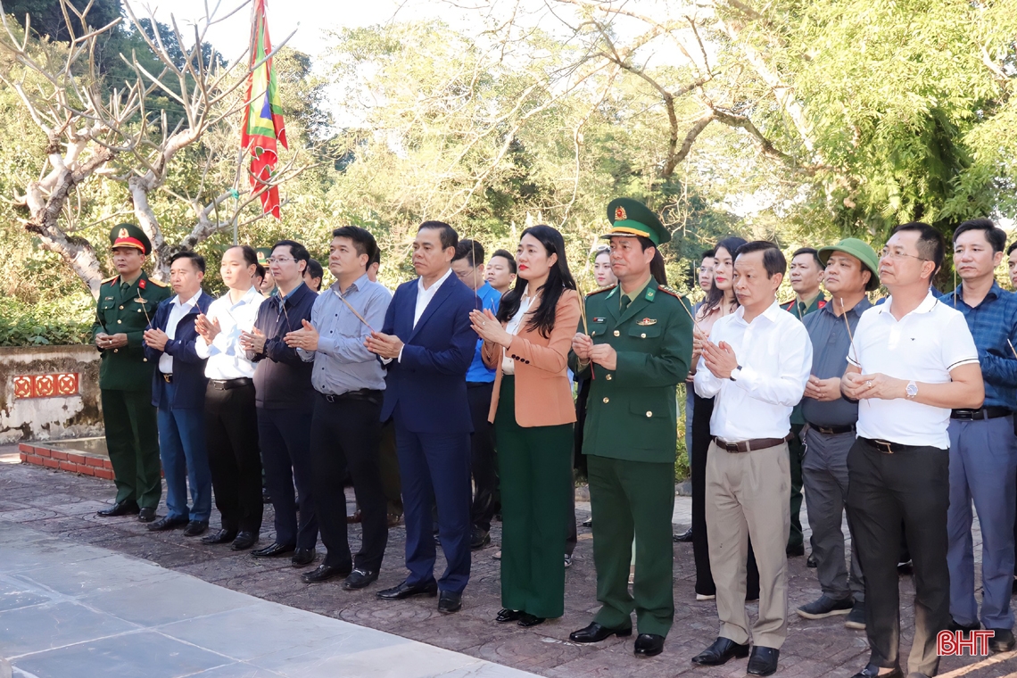 Chủ tịch UBND tỉnh: Nắm chắc tình hình, thực hiện tốt công tác quản lý, bảo vệ biên giới