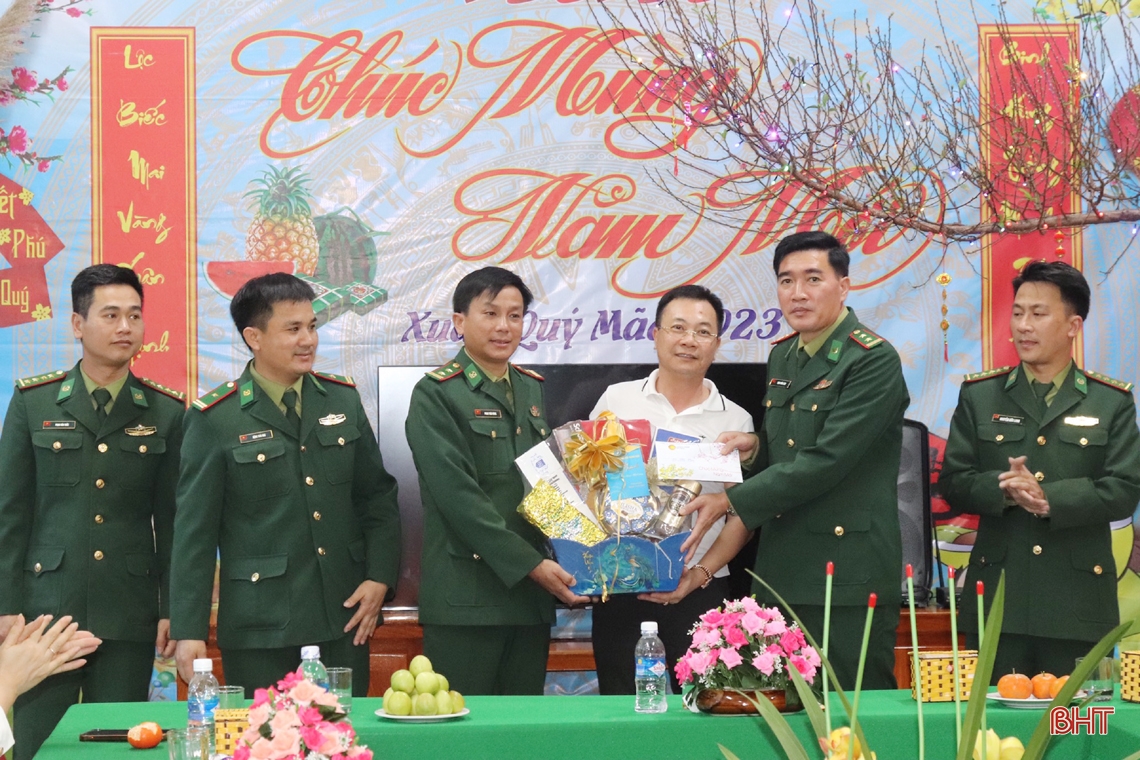 Chủ tịch UBND tỉnh: Nắm chắc tình hình, thực hiện tốt công tác quản lý, bảo vệ biên giới