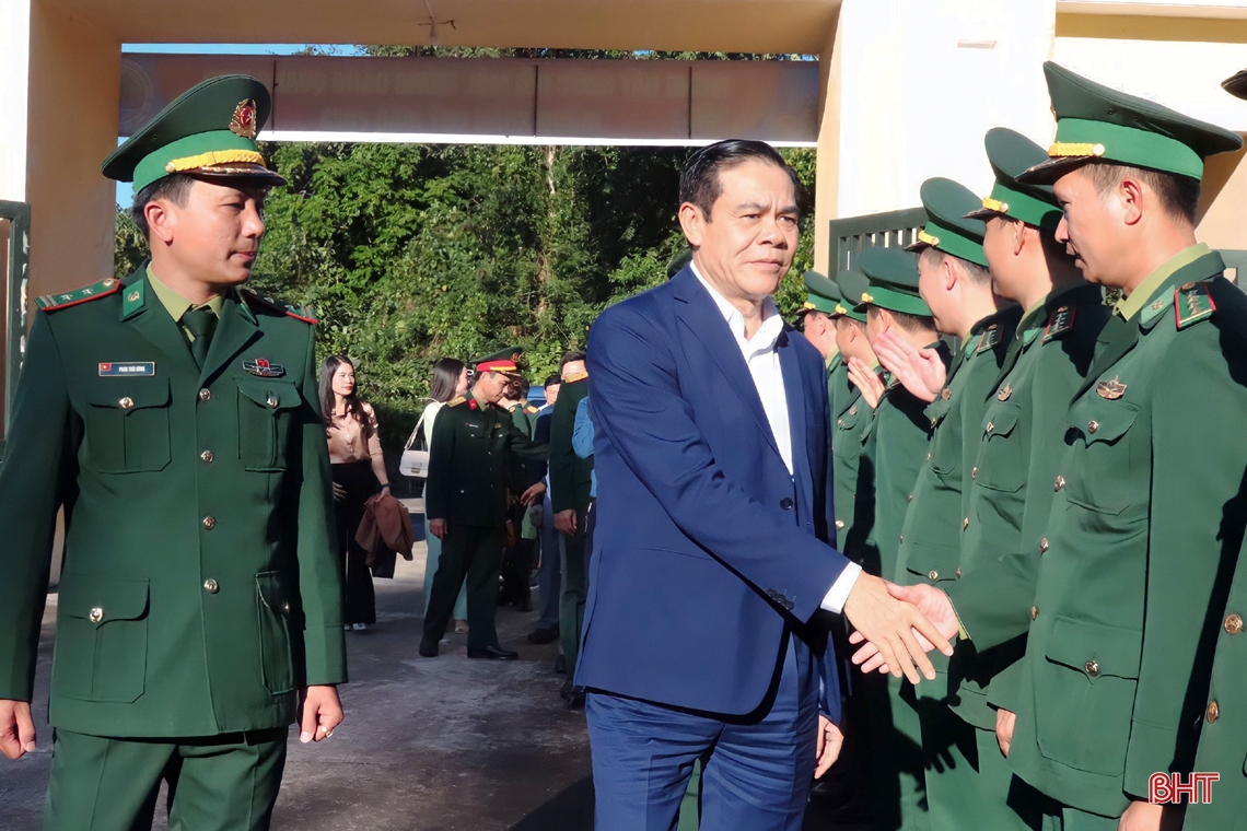 Chủ tịch UBND tỉnh: Nắm chắc tình hình, thực hiện tốt công tác quản lý, bảo vệ biên giới