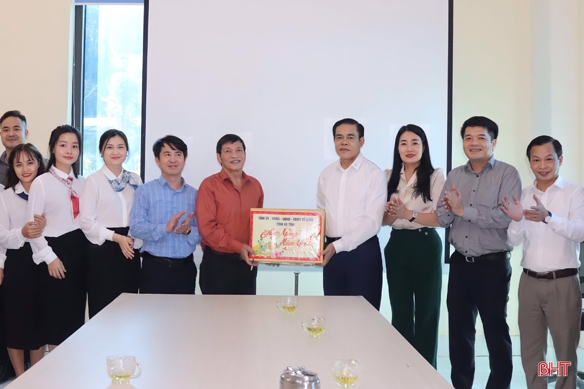 Chủ tịch UBND tỉnh: Nắm chắc tình hình, thực hiện tốt công tác quản lý, bảo vệ biên giới