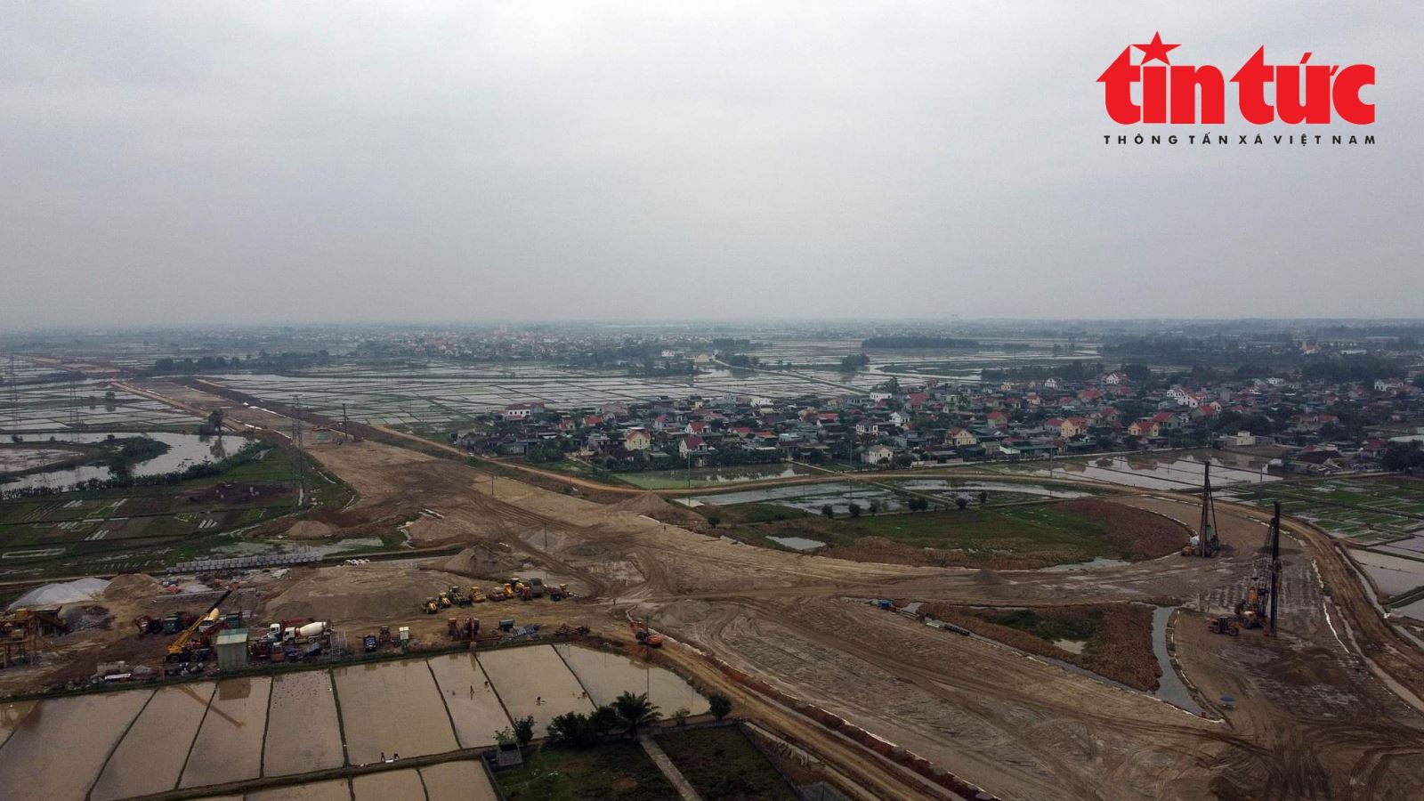 Nhà đầu tư cao tốc Diễn Châu - Bãi Vọt huy động thành công vốn tín dụng thi công