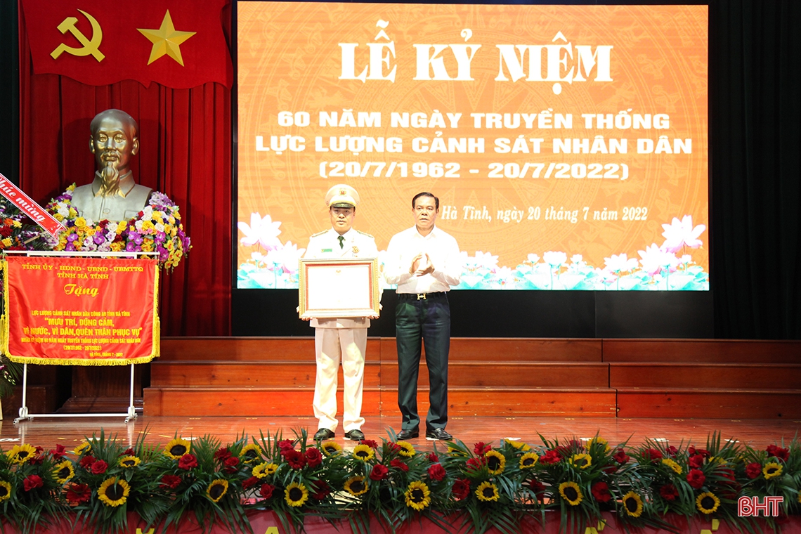 Xây dựng lực lượng Cảnh sát nhân dân Công an Hà Tĩnh ngày càng tinh nhuệ, hiện đại